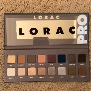 LORAC PRO 2 eyeshadow palette